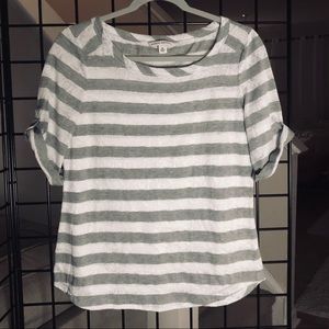 Banana Republic 3/4 Length Shirt. Grey/White. M.